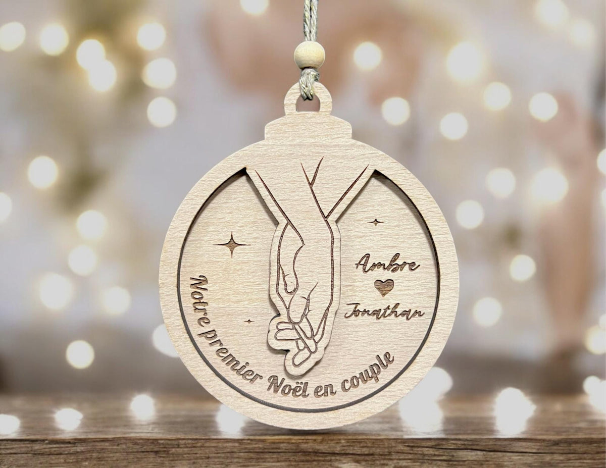 Boule de Noël personnalisée pour couple, Cadeau couple, Ornement personnalisé Couple, Cadeau crémaillère, enfants, cadeau amoureux