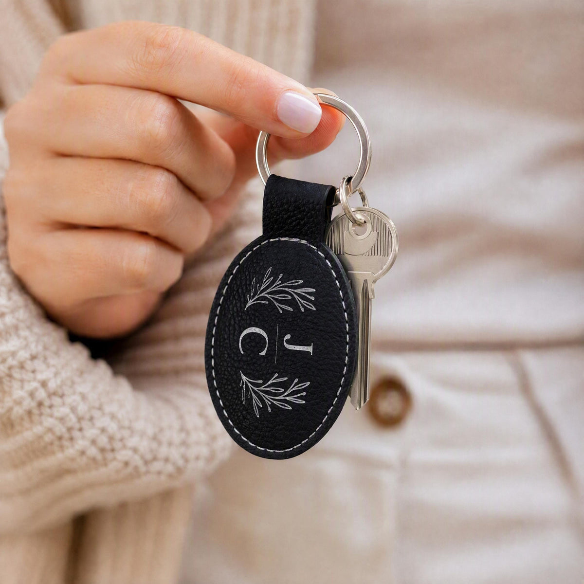 Porte-clé personnalisé noir, gravure prénom ou message, cadeau couple