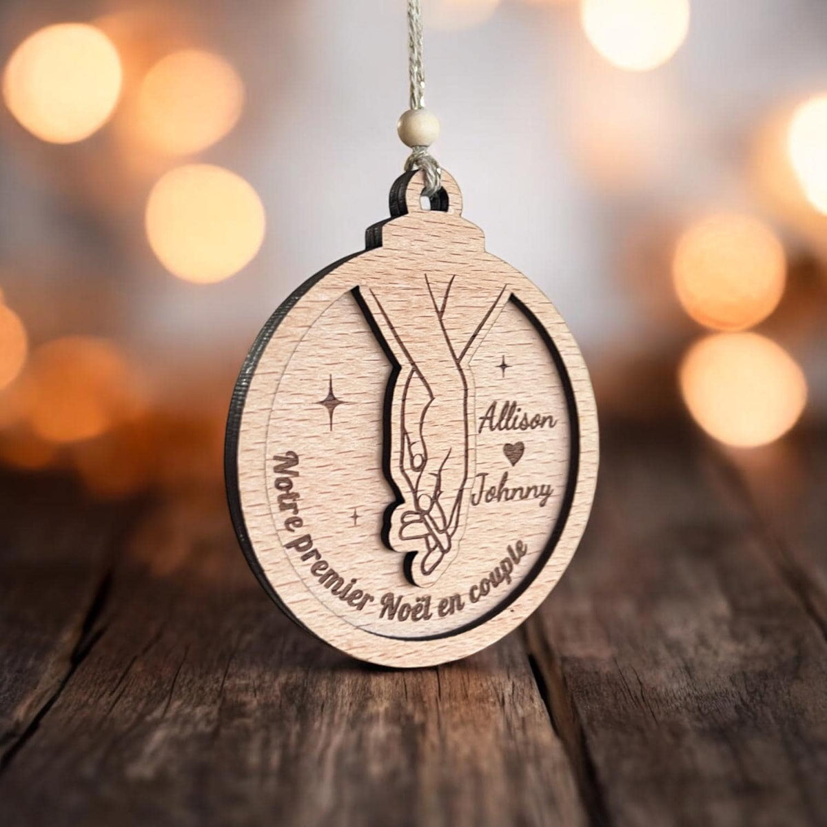 Boule de Noël personnalisée pour couple, Cadeau couple, Ornement personnalisé Couple, Cadeau crémaillère, enfants, cadeau amoureux