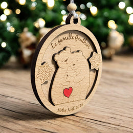 Boule de Noël personnalisée en bois - Famille ours - Notre Noël en famille - Ornement en bois avec prénoms