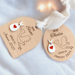 Boule de Noël Annonce grossesse en bois, Boule personnalisée future maman, Cadeau personnalisable grossesse, boule de noël futur maman