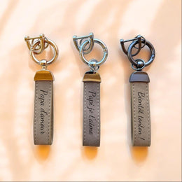 Porte-clé personnalisé  en cuir avec noms gravés, annonce parrain, Cadeau parrain, cadeau tonton, annonce tonton, porte clé gravé pour homme
