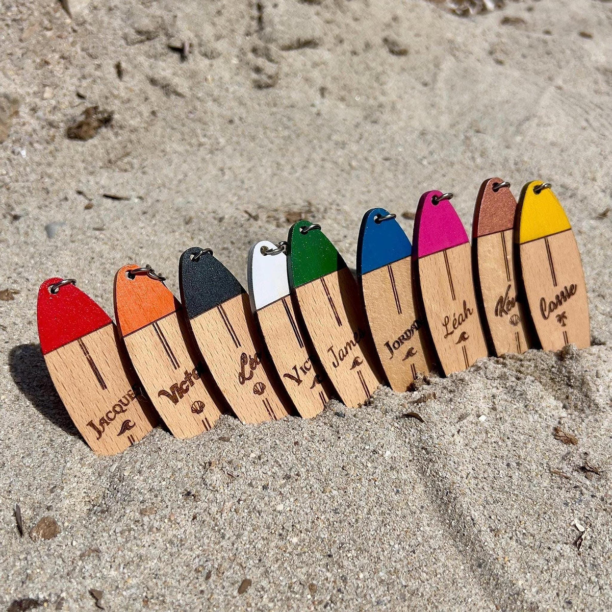 Porte-Clé Surf en Bois Personnalisé, Gravé avec Prénom