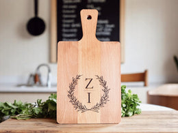 Planche à découper en bois gravé pour couple , cadeau marriage , fiançailles, crémaillère