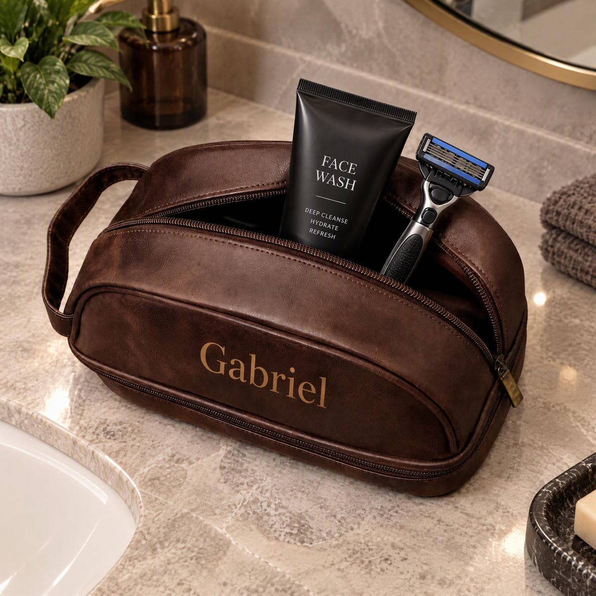 Trousse de toilette cuir pour homme personnalisée - Cadeau fête des pères - Trousse de voyage personnalisée - Accessoire pour homme